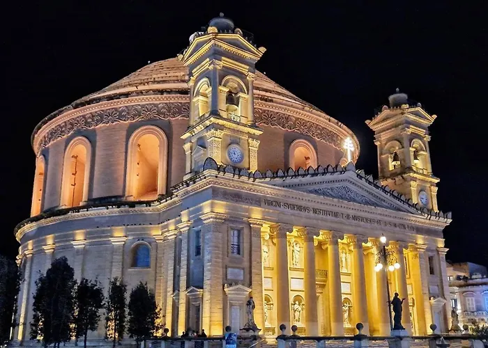 Mosta Dome Penthouse